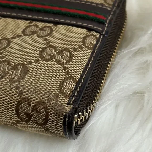 💯Authentic Gucci Zipped Long Wallet with Cherryline 🍀 - Picture 6 of 15